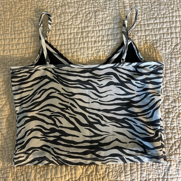 Hollister Animal Print Lace Trim Mesh Cami - Picture 7 of 9